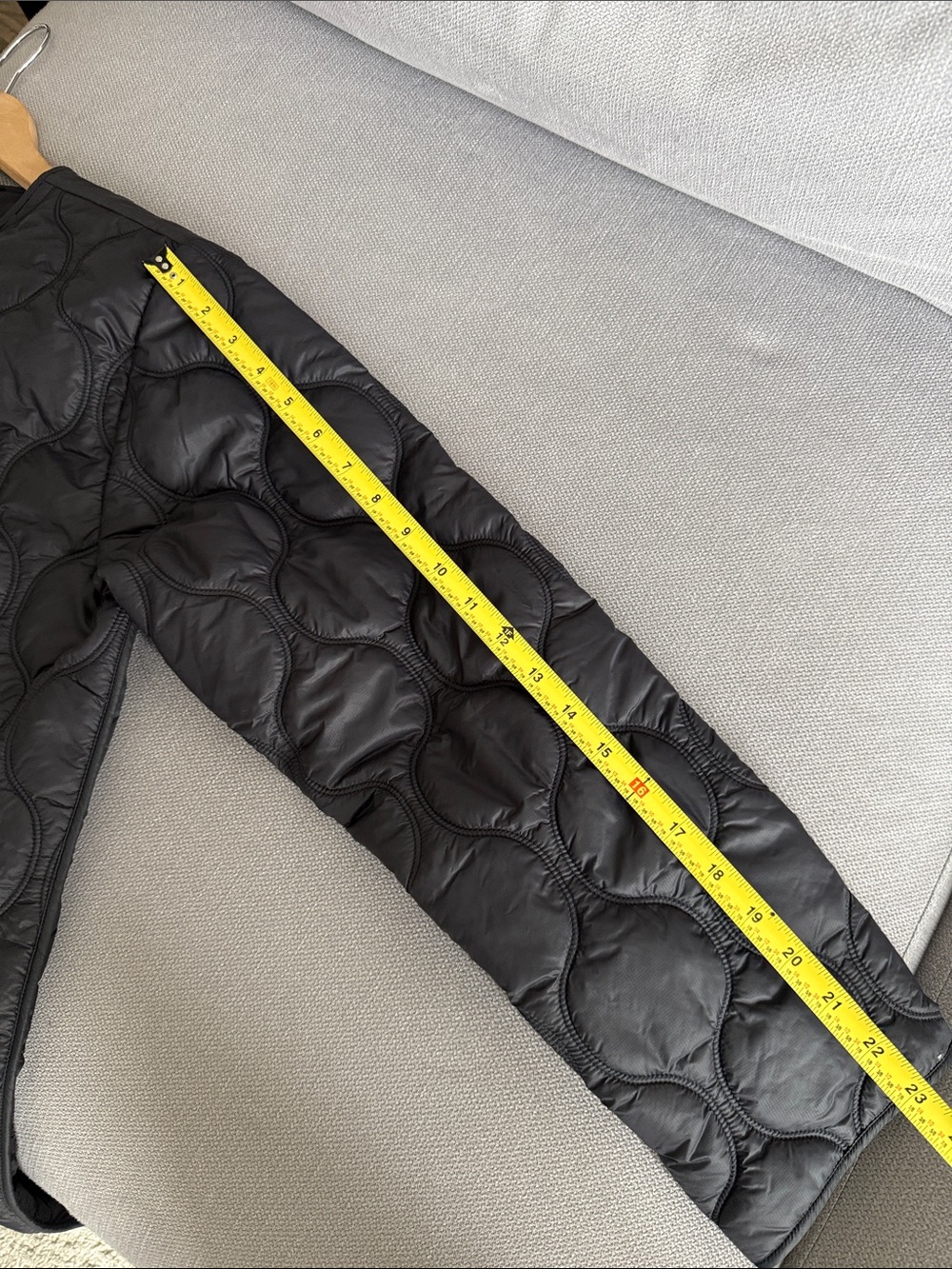 ATHLETA Womens Jacket
Black Size S Alight Quilted Full Zip Nylon - Picture 10 of 11